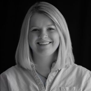 Meet your Posher, Abbey